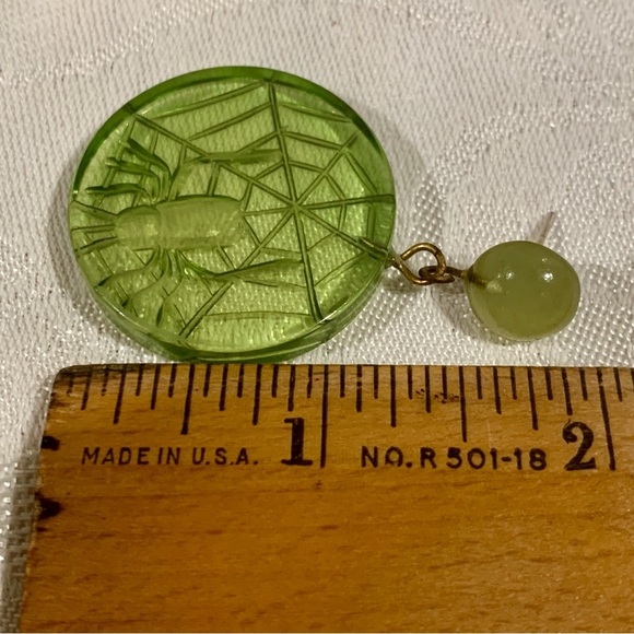 Rare Corday Spider Web Halloween Clear Green Lucite Pierced Post Earrings NWOT - Picture 8 of 15